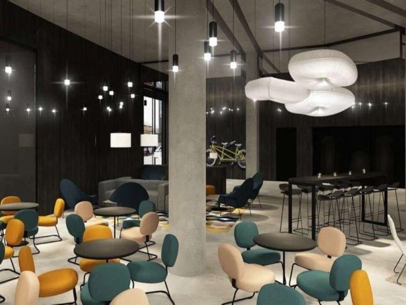 ホテル Golden Tulip Design ティビリシ エクステリア 写真